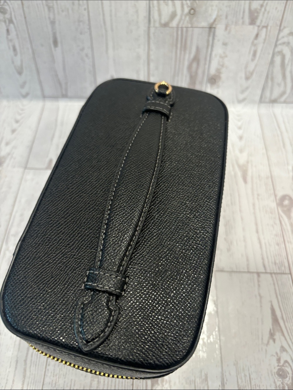 Coach Black Leather Vanity Case with Gold Hardware - Picture 10 of 11